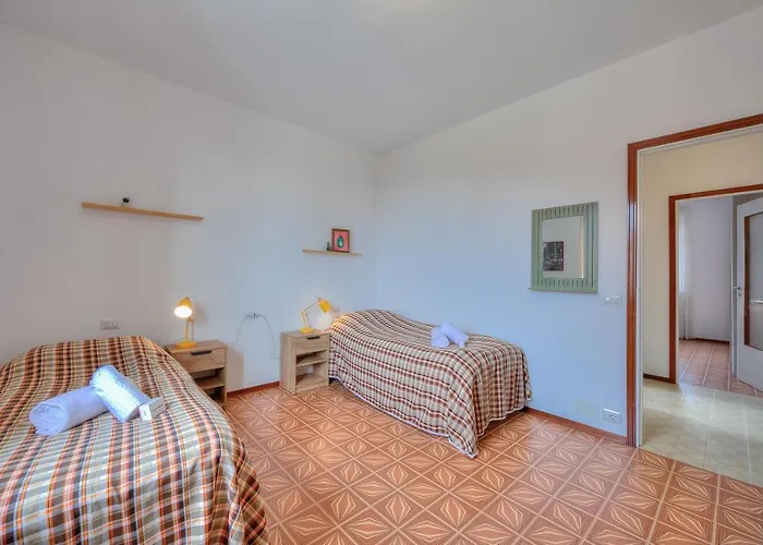 La Perla Bianca View - Happy * Massino Visconti