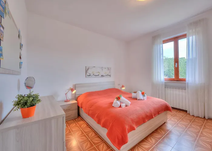 La Perla Bianca View - Happy * 马斯诺维斯康蒂